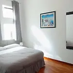 Casa Flora Oda ve Kahvaltı 4*