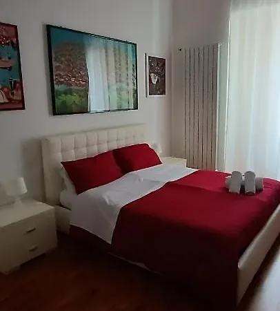 Casa Flora 4*