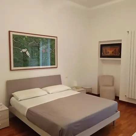 Casa Flora تارانتو