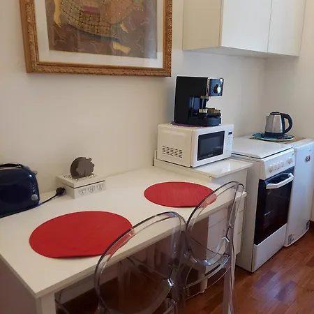 Casa Flora 4*