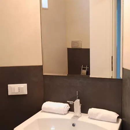 Frühstückspension Casa Flora 4*