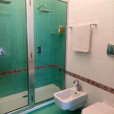 Oda ve Kahvaltı Casa Flora