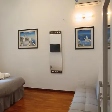 Frühstückspension Casa Flora 4*